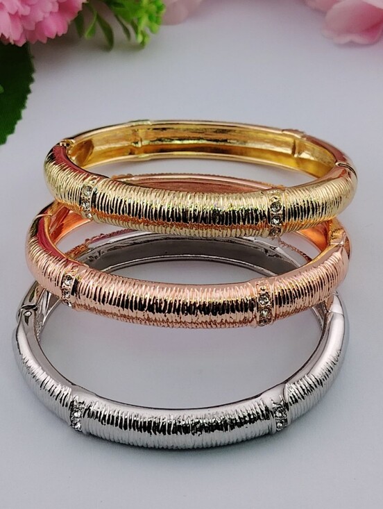 Jewelry - Tri-Tone Textured Bangle Bracelet Set - Gold, Rose Gold & Silver